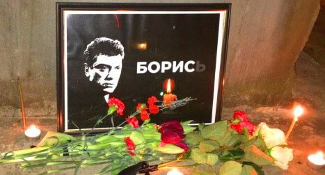 Flowers and Boris Nemtsov's portrait at the Memorial to the victims of political repressions in Sochi. Photo by Svetlana Kravchenko for the Caucasian Knot