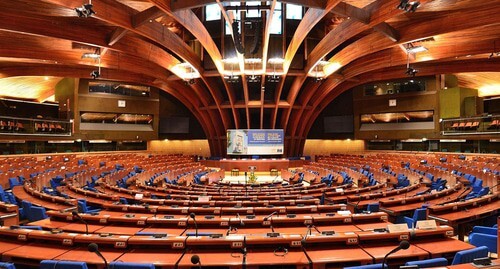The chamber of the PACE in Strasbourg. Photo: Adrian Grycuk https://ru.wikipedia.org/wiki/Парламентская_ассамблея_Совета_Европы