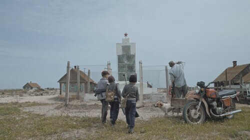 Screenshot of the film "Ostrov – Lost Island" about the Chechen Island in Makhachkala