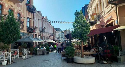 A street in Tbilisi. Photo by Nina Tumanova for the "Caucasian Knot"