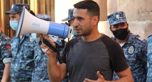 A participant of a protest action in Yerevan. Photo by Tigran Petrosyan for the "Caucasian Knot"