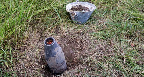 An unexploded ordnance in the Terter District. November 2020. Photo by Aziz Karimov for the "Caucasian Knot"