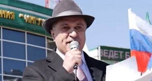 Akhmed Pogorov at the rally in Magas on March 26, 2019. Screenshot of the video by Fortanga.org