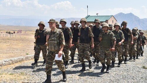 Combat training of enlisted military personnel participating in a three-month training session. September 2021. Photo by the press service of the Armenian Ministry of Defence https://www.mil.am