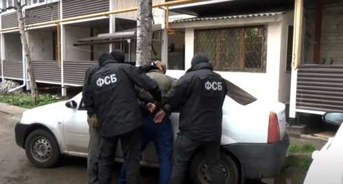 FSB officers detain a suspect. Screenshot of the video https://youtu.be/-_LDs5-jIlQ