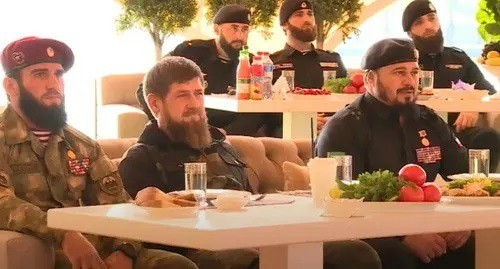 Ramzan Kadyrov at the ceremony to honor the owners of maroon berets, 2019. Screenshot: https://www.youtube.com/watch?v=SXYNeL18P_w&amp;t=8s