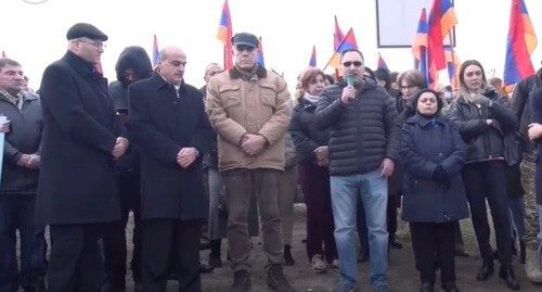 Participants of a protest action in Yerevan. Screenshot of the video https://www.youtube.com/watch?v=cXy-9veJhnI&amp;t=3460s