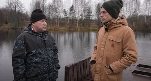 Alexander Kapyapin (left) and Yury Dud. Screenshot: http://www.youtube.com/watch?v=E_2Vy9B8hic