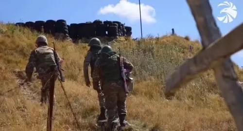 Servicemen of the Armenian Army. Screenshot of video posted by the press service of the Ministry of Defence of Armenia, https://www.youtube.com/watch?v=215jDI_CYcw