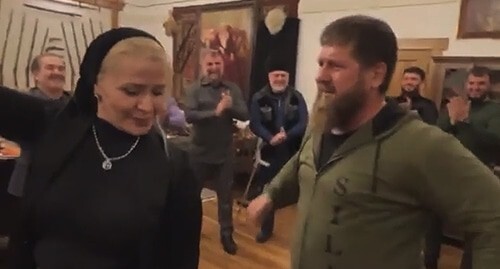 Ramzan Kadyrov and Rubati Mitsaeva. Screenshot of the post on Instagram ЧП/Грозный https://www.instagram.com/tv/CXjdXwBFIqD/
