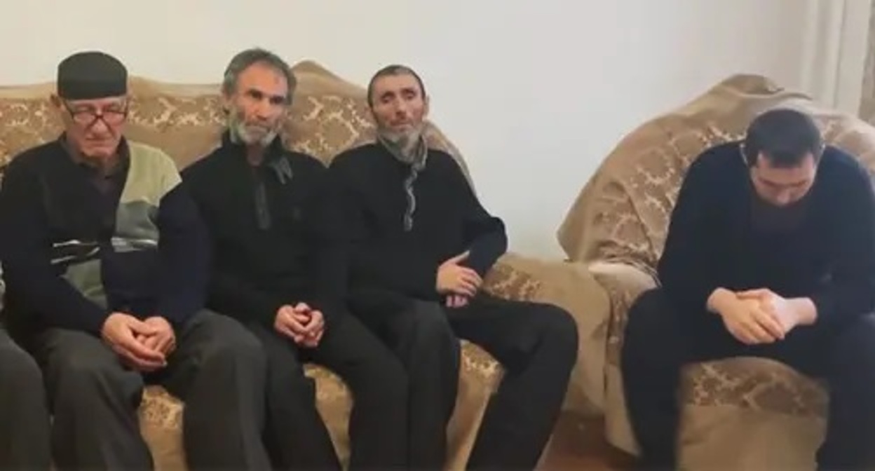 Video appeal of the relatives of Tumso Abdurakhmanov. Screenshot: https://www.instagram.com/p/CYeU4rhgwlC/