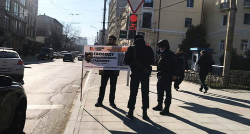 Picket in support of Abdulmumin Gadjiev. Makhachka, January 31, 2022 Photo: Ruslan Isaev https://doshdu.com