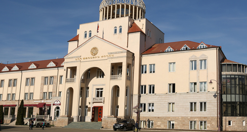 The building of the National Assembly of the Republic of Artsakh. Photo by the press service of the National Assembly of the Republic of Artsakh http://www.nankr.am/ru/4383