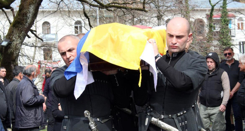 The funeral of David Gobedjishvili, a Georgian military. Photo https://www.newsgeorgia.ge/погибший-в-украине-грузинский-военны/