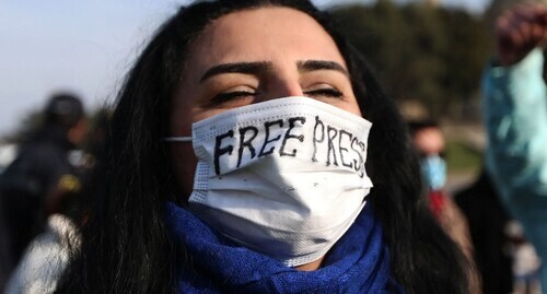 A participant in the rally against restricting the activities of media and freedom of speech in Azerbaijan. December 28, 2021. Photo by Aziz Karimov for the "Caucasian Knot"