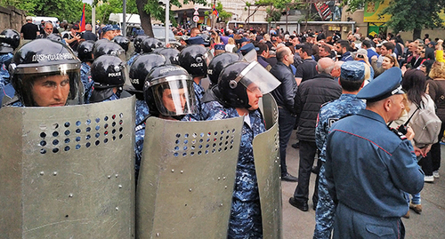The police at the rally. Photo by Armine Martirosyan for the "Caucasian Knot"