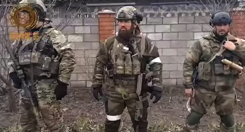 Fighters of the Akhmat Kadyrov Special Purpose Police Regiment. Screenshot of the video by Ramzan Kadyrov https://vk.com/ramzan?z=video279938622_456245464%2Fc76c9050127d6710b1%2Fpl_wall_279938622;
