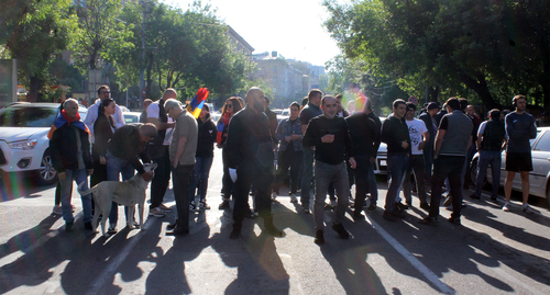 Protesters in Yerevan. Photo by Tigran Petrosyan for the "Caucasian Knot"