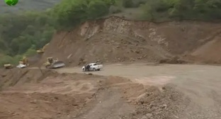 The construction of a road in the Karabakh and Zangezur Districts. Screenshot of the video https://www.kavkaz-uzel.eu/videos/6767
