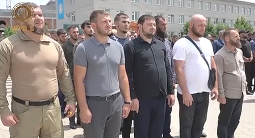 Fighters of the military battalion "West-Akhmat". Screenshot of the video on the page of Ramzan Kadyrov on the "VKontakte" https://vk.com/wall-209430239_7576