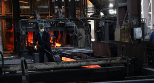 Workers of the Rustavi metallurgical plant. Photo courtesy of the plant’s press service