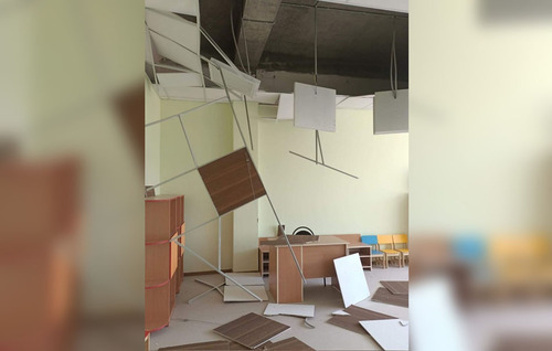 Collapsed ceiling in a kindergarten of Kaspiysk. Screenshot of a post made at: https://vk.com/wall-74219800_1453067