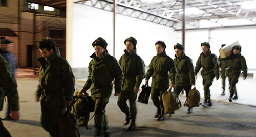 Servicemen. Photo by Eduard Kornienko, Yuga.ru