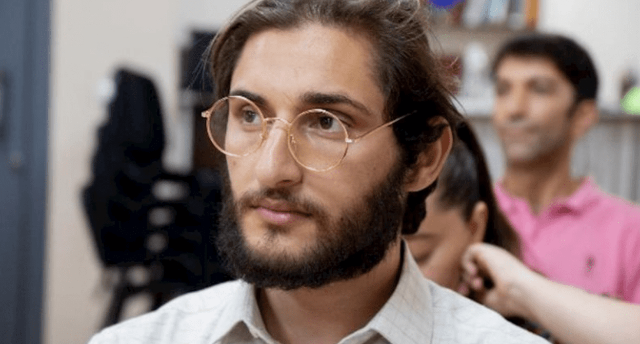 Nurlan Gakhramanly. Screenshot of a photo https://www.yeniavaz.com/az/news/222220/evden-aparanda-da-prokurorluqda-olanda-da-doyduler-nurlan-libre