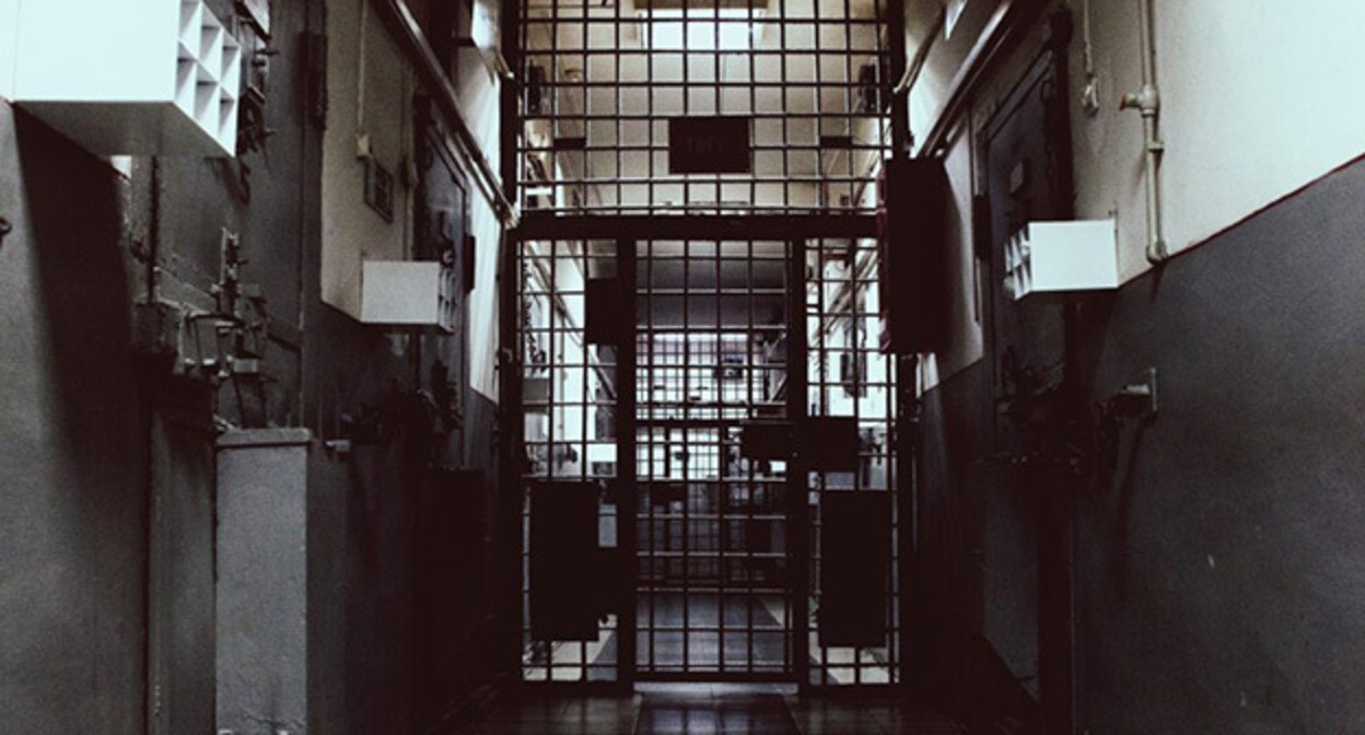 A detention facility. Photo by Yulia Simatova / Yugopolis