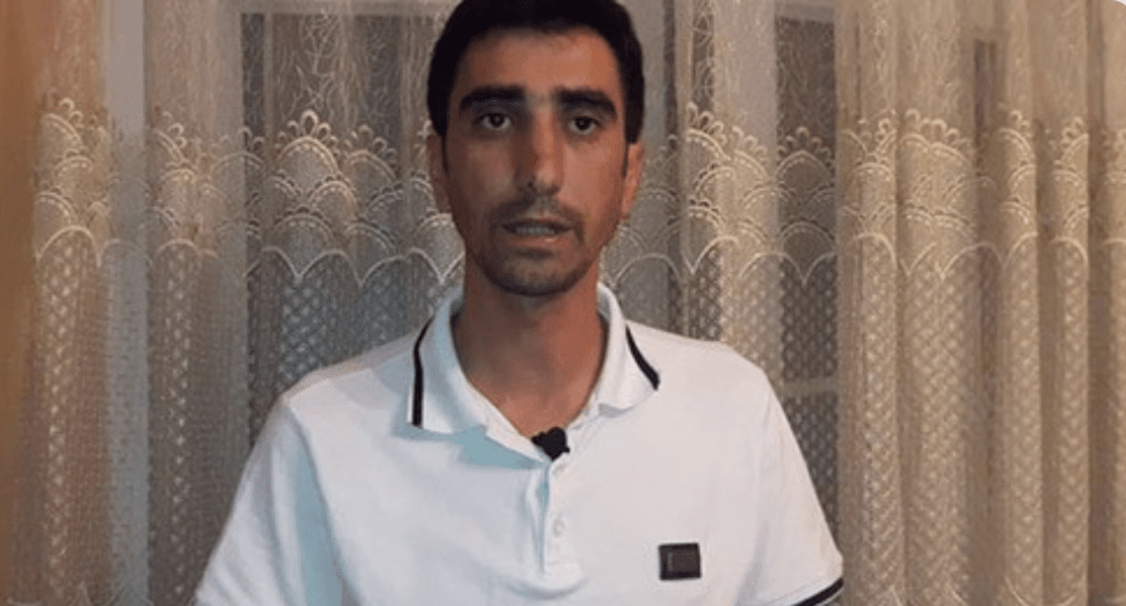 Teimur Kerimov: photo screenshot: https://modern.az/az/news/203416/jurnalist-teymur-kerimov-aksiyani-dayandirdi