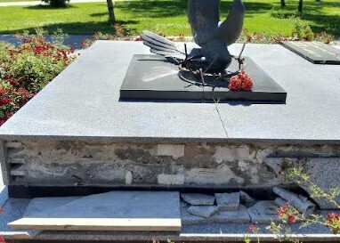 Damage to the monument to victims of political repressions in Astrakhan. Photo provided to the “Caucasian Knot” by a resident of Astrakhan.
