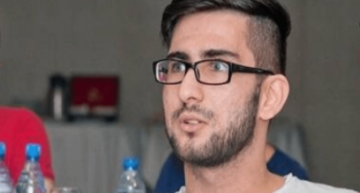 Bahruz Samedov. Screenshot of a photo by the “Vesti.Az” news agency dated June 21, 2025, https://vesti.az/kriminal/v-azerbaidzane-sudyat-gosizmennika-baxruza-samedova-538304
