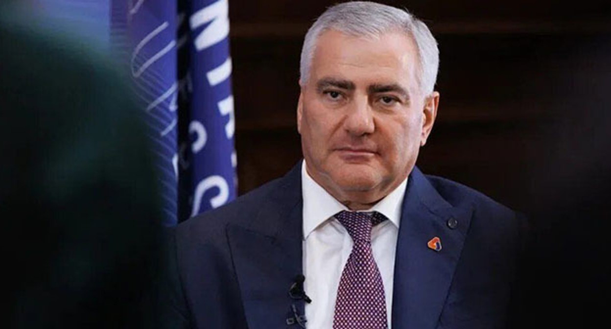 Samvel Karapetyan: photo: https://minval.az/news/124470707