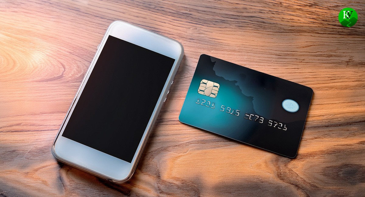 Smartphone and bank card. Illustration created by "Caucasian Knot" using AI in the Copilot program