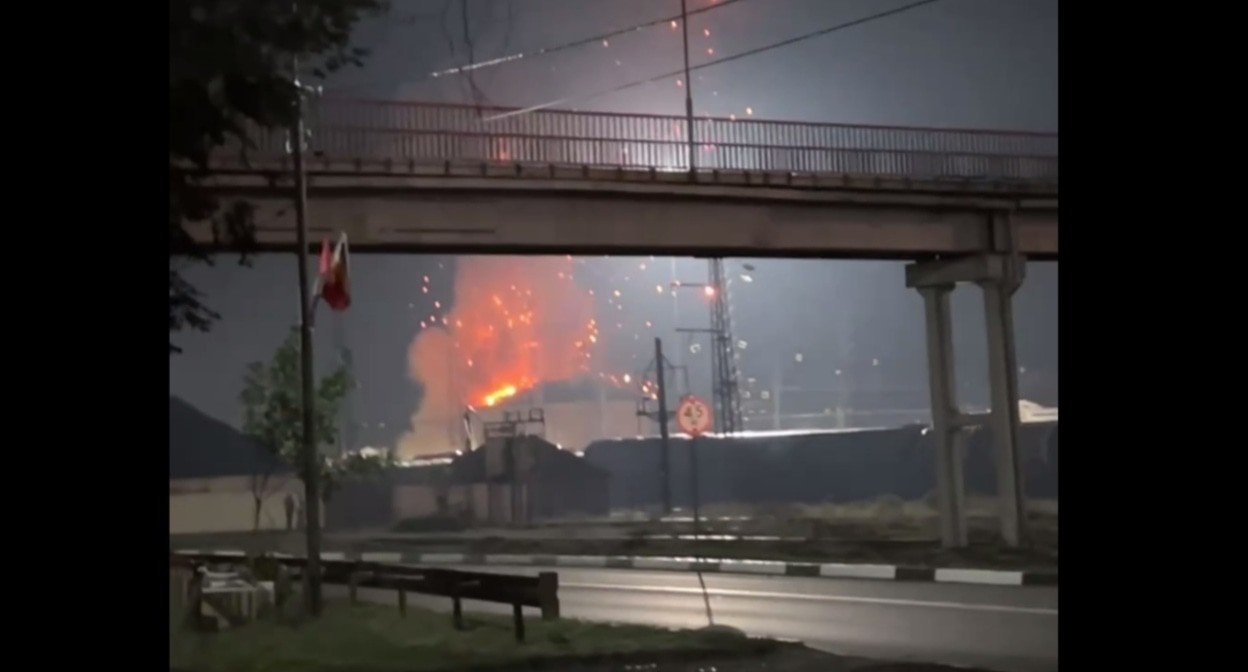 Consequences of a drone attack on a station in the village of Kamenolomny. Video still https://t.me/tutina/9982