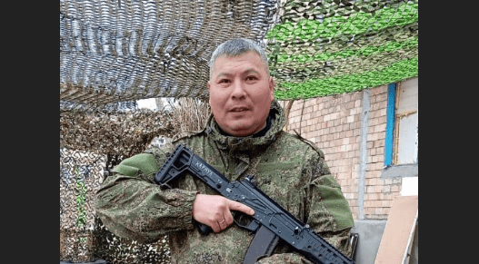 Bulat Bekbaev. Screenshot of a photo from the Telegram channel of the Volodarsky district administration from 28.07.25, https://t.me/regionvol/10467