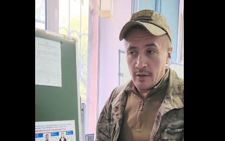 Roman Grekhovodov. Still frame from the video from the Telegram channel CPRF.Don from 09.14.25, https://t.me/KommunistDon/12511