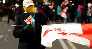 Protesters in Tbilisi blocked Rustaveli Avenue for the 323rd day in a row.