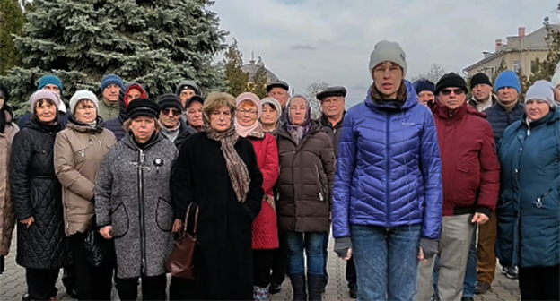 Still from a video message from Taganrog residents to Putin. December 16, 2025. Screenshot from the video: https://161.ru/text/transport/2025/12/15/76172493/