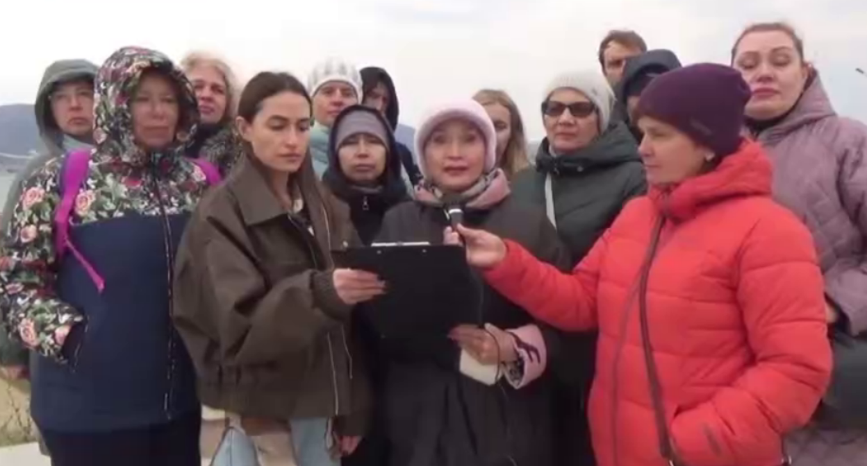 Novorossiysk residents asked Putin to resolve water supply issues. Still from the video "Nasha Gazeta Novorossiysk" from December 17, 2025, https://t.me/ng_nov/38356.