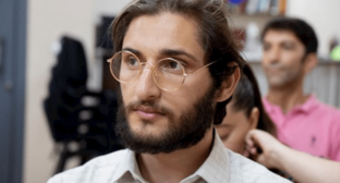 Nurlan Gahramanly. Photo https://www.yeniavaz.com/az/news/222220/evden-aparanda-da-prokurorluqda-olanda-da-doyduler-nurlan-libre