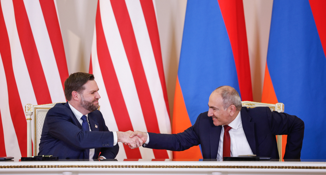 J.D. Vance and Nikol Pashinyan. Source: primeminister.am/