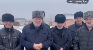 A still from a video message from Sagopshi residents to Kalimatov. Photo: News_Ingushetii Official / Telegram channel