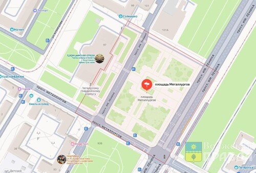 Photo of Metallurgov Square in Volzhsky. Photo: Yandex Maps / https://yandex.com.ge/maps/geo/volzhskiy/53166084/?ll=44.785833%2C48.787107&z=13.95