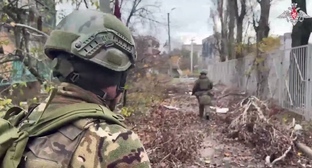 Russian troops in a combat zone. Still from a Defense Ministry video: https://t.me/mod_russia/58925