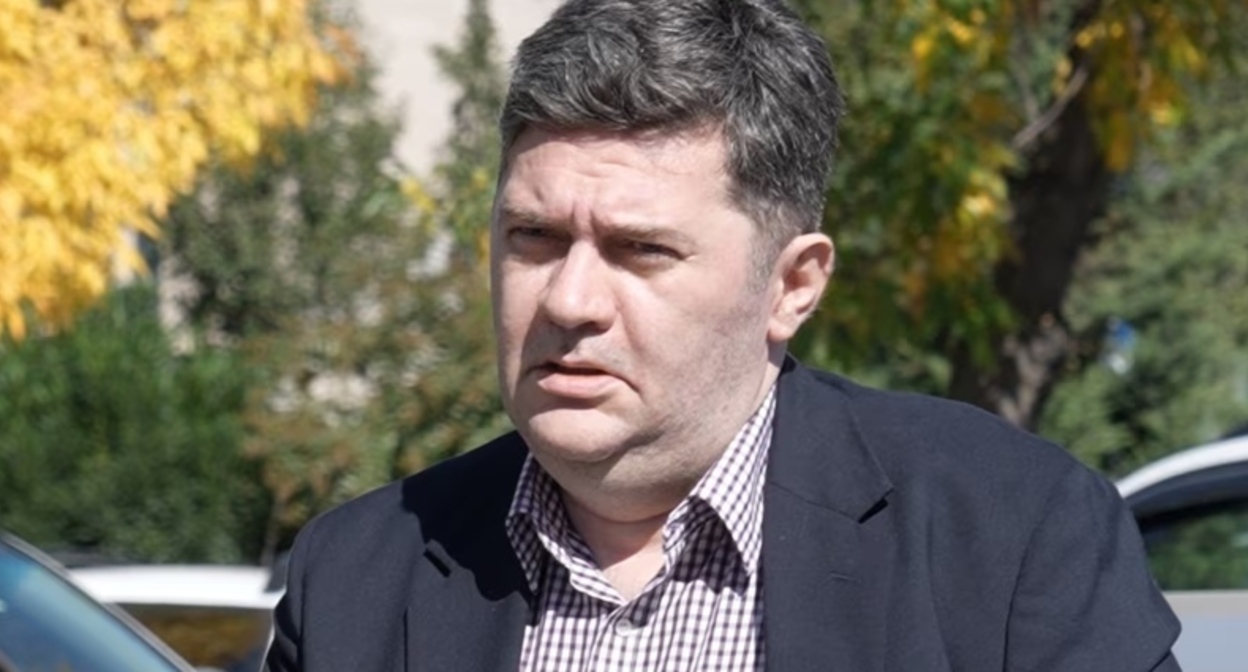 Bacho Akhalaya. Photo: Pirveli https://tvpirveli.ge/ka/siaxleebi/politika/118068-bacho-akhalaias-sasamartlom-patimroba-sheuparda