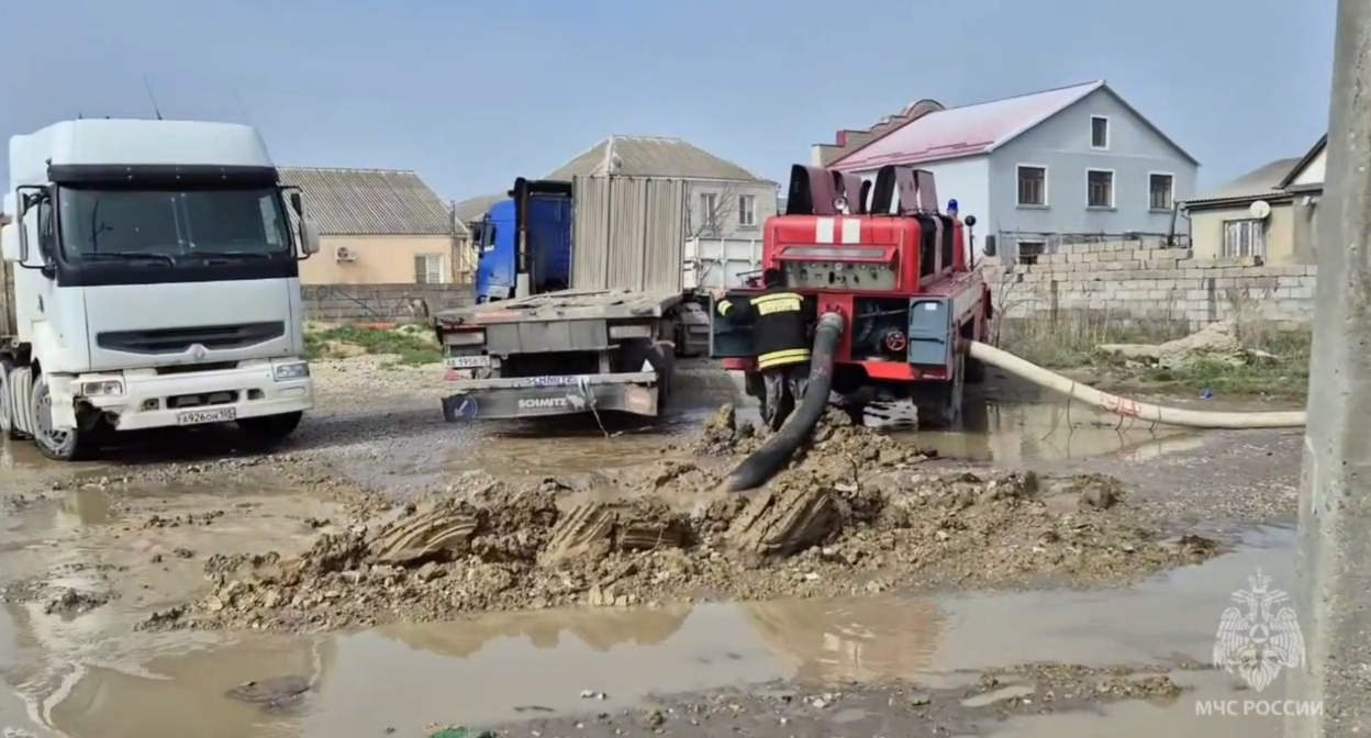The aftermath of the flood in Dagestan. Still from the Ministry of Emergency Situations video: https://t.me/mchsdagestan/16964