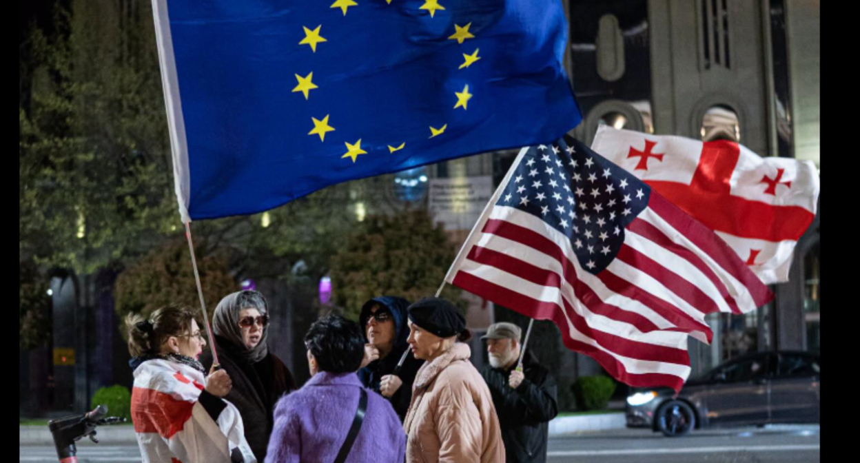 Protesters outside the Georgian parliament. Screenshot from Publika photo from April 19, 2026, https://www.facebook.com/photo?fbid=1736237834442426&set=pcb.1736237931109083 (Meta, the company that owns the social network, is banned in Russia).