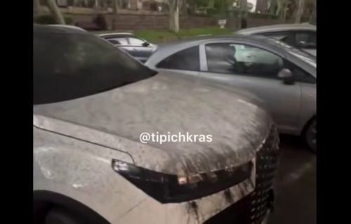 Car after the "black rain". Still frame from the video "Krasnodar/Teletype" from 04/22/26, https://t.me/tipichkras/78007