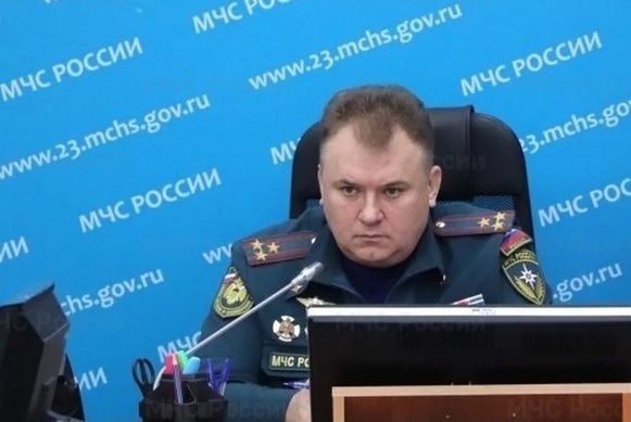 Sergei Simonenko during his time at the Ministry of Emergency Situations. 2007. Photo from the website of the Main Directorate of the Ministry of Emergency Situations for Krasnodar Krai. Sergei Simonenko during his time at the Ministry of Emergency Situations. 2007. Photo from the website of the Main Directorate of the Ministry of Emergency Situations for Krasnodar Krai.